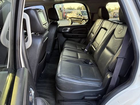 Used 2012 Cadillac Escalade Platinum image 15