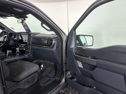 Used 2022 Ford F150 XLT w/ Equipment Group 302A High image 35