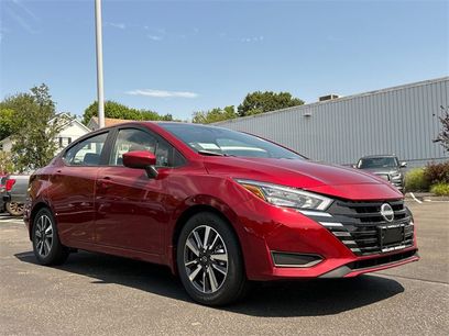 New 2025 Nissan Versa SV w/ Trunk Package