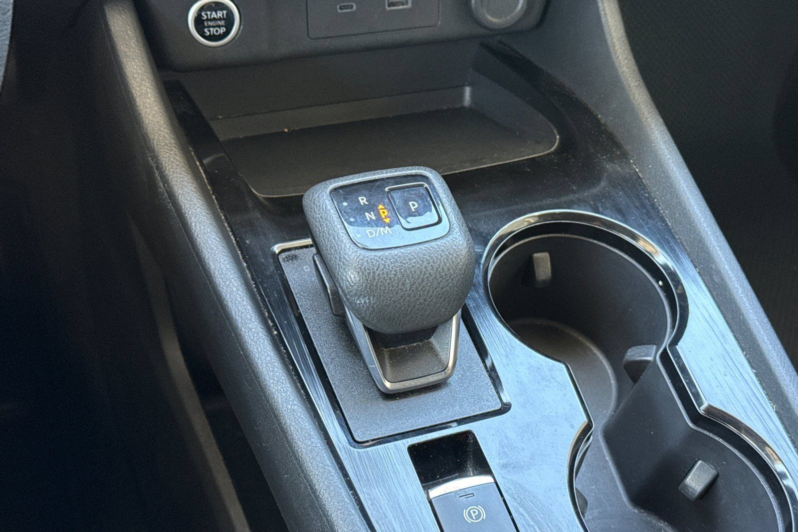 Used 2023 Nissan Rogue SV AWD/4WD image 32