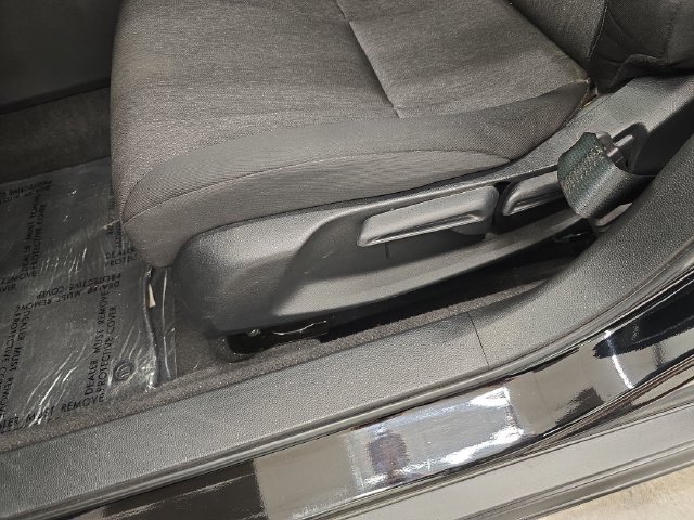 Used 2024 Honda Accord LX image 32