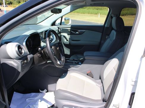 Used 2020 Chevrolet Blazer LT w/ Sound & Technology Package FWD image 21