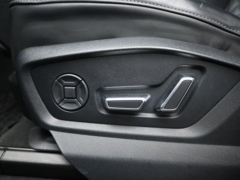 Used 2023 Audi SQ7 Premium Plus image 11