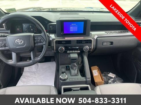 Certified 2026 Toyota Tacoma SR5 AWD/4WD image 22