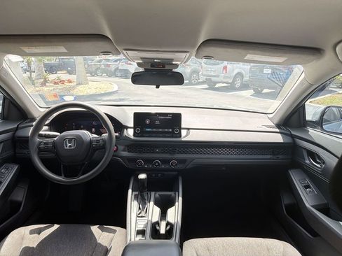 Used 2023 Honda Accord LX image 10