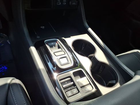 Used 2023 Honda Pilot EX-L image 12