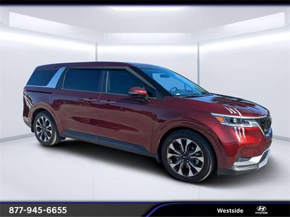 Used 2022 Kia Carnival EX