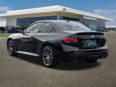 Used 2023 BMW 230i 230i w/ Convenience Package image 8