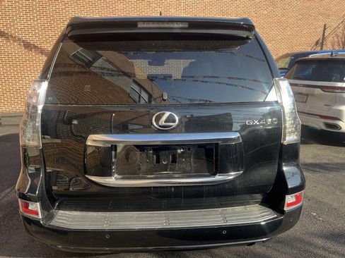 Used 2020 Lexus GX 460 Premium image 24
