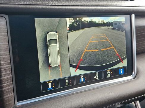 Certified 2022 GMC Yukon XL Denali image 20