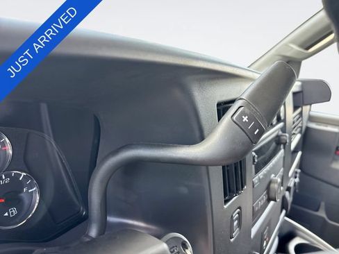 New 2026 Chevrolet Express 4500 w/ Power Convenience Package RWD image 18