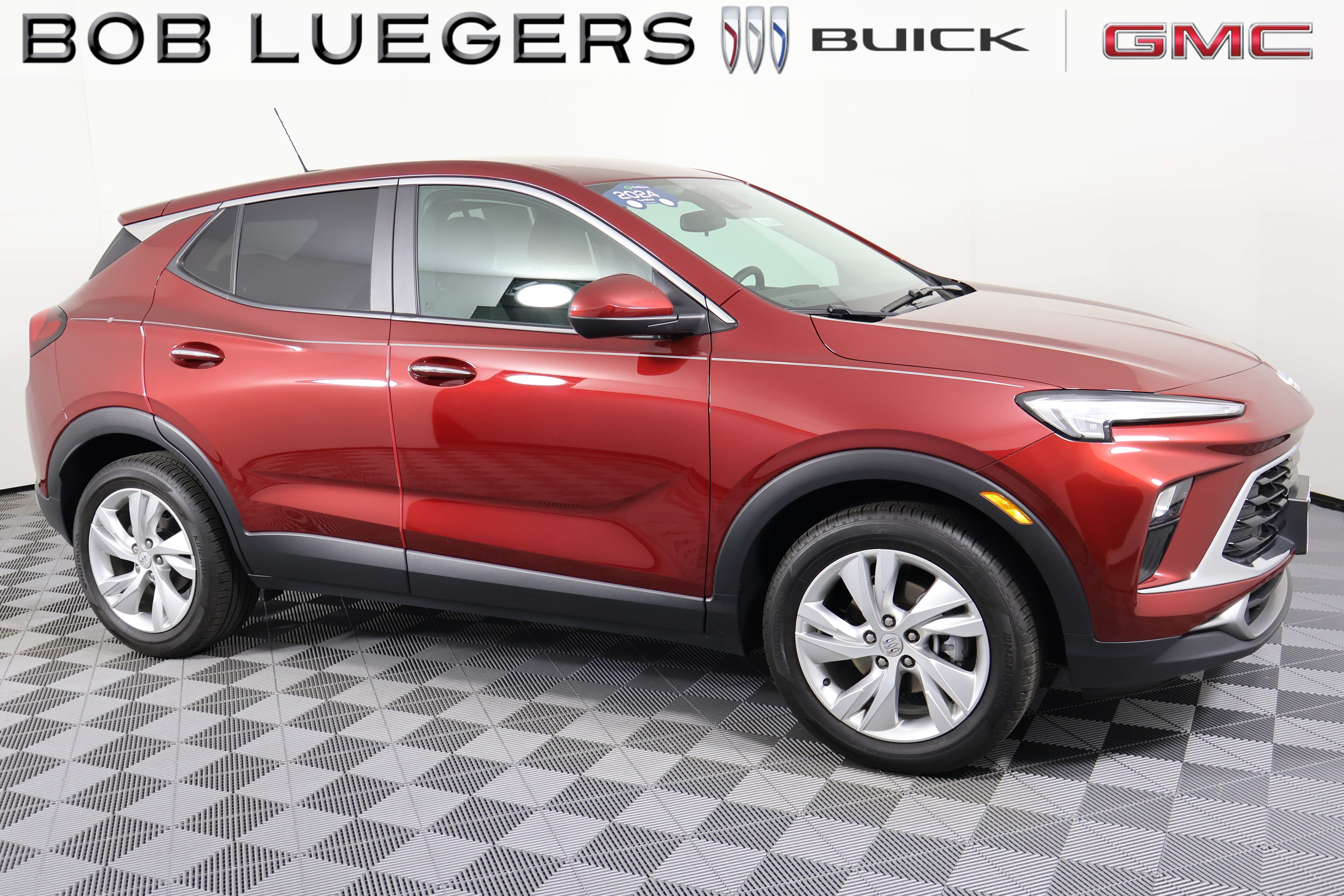 Certified 2024 Buick Encore GX Preferred FWD image 2