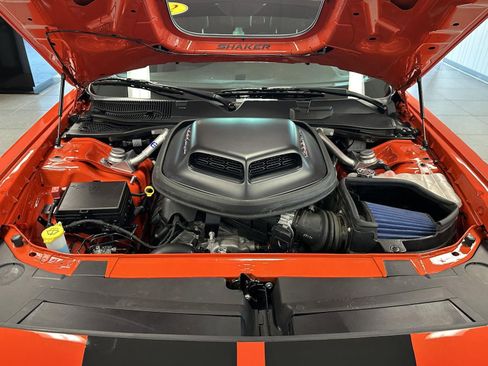 Used 2022 Dodge Challenger R/T Scat Pack w/ Shaker Package image 9