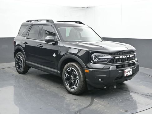 New 2025 Ford Bronco Sport Outer Banks w/ Outer Banks Tech Package+ AWD/4WD image 5