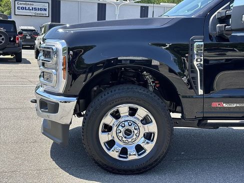 New 2025 Ford F250 Lariat w/ Lariat Ultimate Package AWD/4WD image 19