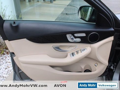 Used 2017 Mercedes-Benz C 300 4MATIC Sedan image 17