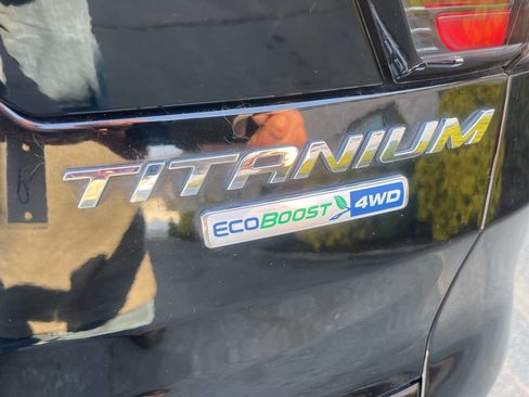 Used 2017 Ford Escape Titanium w/ Equipment Group 301A image 11