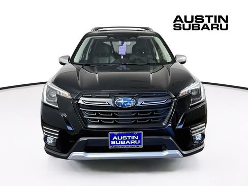Used 2023 Subaru Forester Touring AWD/4WD image 2