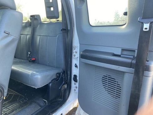 Used 2015 Ford F250 XL w/ Power Equipment Group RWD image 11