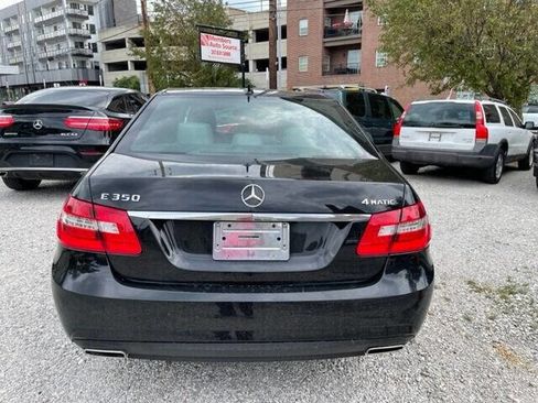 Used 2010 Mercedes-Benz E 350 4MATIC Sedan image 5