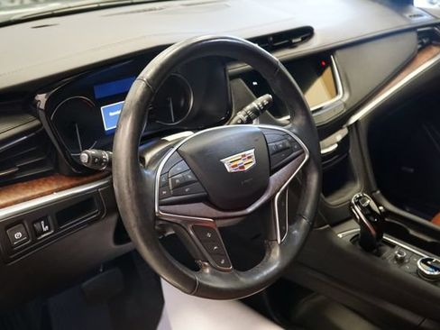 Certified 2024 Cadillac XT5 Premium Luxury w/ LPO, Floor Liner Package AWD/4WD image 13