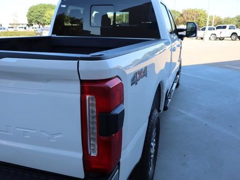 Used 2024 Ford F250 Lariat AWD/4WD image 4
