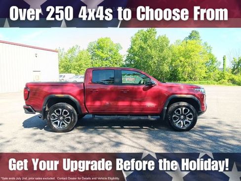 Used 2024 GMC Canyon AT4 w/ Canyon Safety Plus Package AWD/4WD image 2