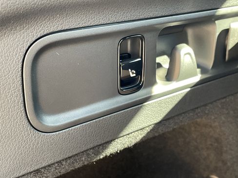 New 2026 Mercedes-Benz GLC 43 AMG 4MATIC image 10