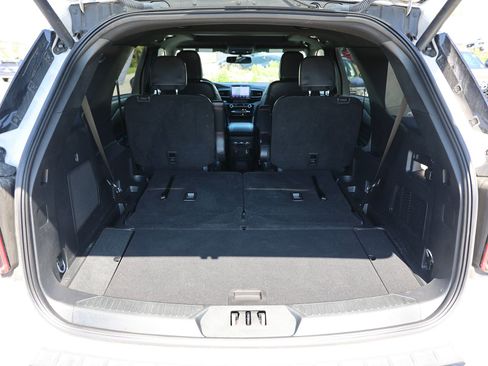 Used 2023 Ford Explorer ST-Line w/ Class IV Trailer Tow Package AWD/4WD image 15