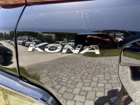 Used 2022 Hyundai Kona SEL w/ Convenience Package FWD image 37