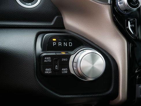 Used 2022 RAM 1500 Laramie image 24