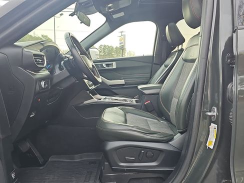 Used 2022 Ford Explorer Timberline image 13