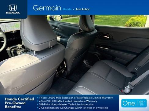 Used 2024 Toyota Crown Platinum AWD/4WD image 13