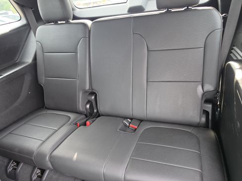 Used 2022 Chevrolet Traverse High Country w/ LPO, Floor Liner Package AWD/4WD image 13