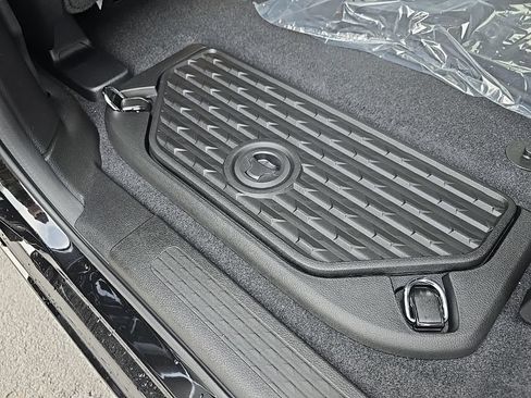 New 2026 RAM 1500 Laramie AWD/4WD image 44