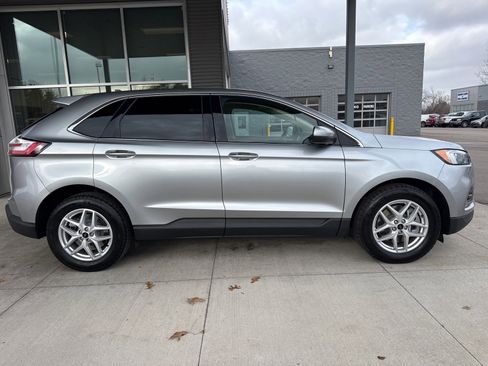 Certified 2023 Ford Edge SEL w/ Convenience Package image 9