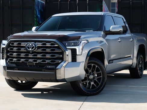 Used 2024 Toyota Tundra Platinum AWD/4WD image 1