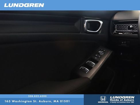Used 2025 Honda Civic Sport image 29