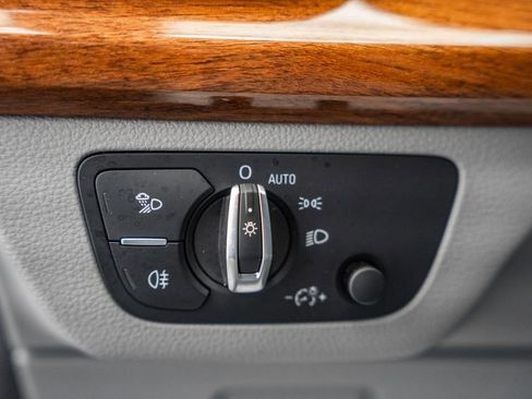 Used 2022 Audi Q5 2.0T Premium w/ Convenience Package image 48