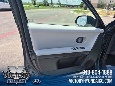 Used 2025 Hyundai Ioniq 5 SE RWD image 10