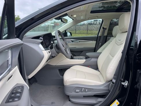 New 2025 Cadillac XT5 Premium Luxury w/ Technology Package image 19