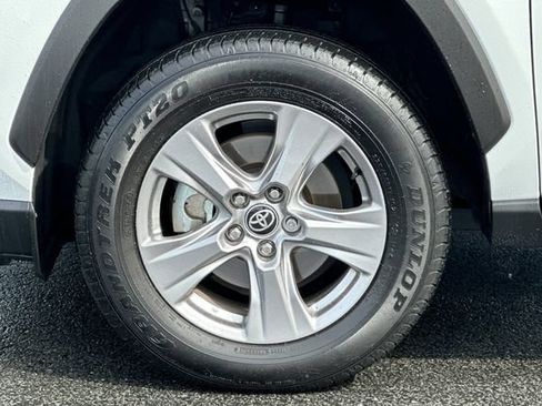Certified 2025 Toyota RAV4 XLE AWD/4WD image 31