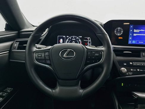 Used 2024 Lexus ES 350 w/ Premium Package FWD image 18