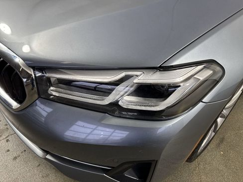 Used 2022 BMW 540i xDrive w/ Premium Package image 28