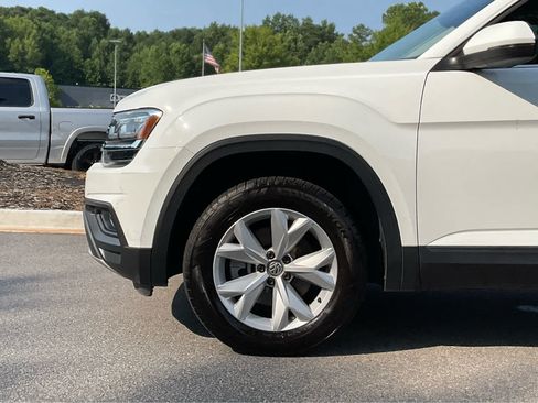 Used 2019 Volkswagen Atlas SE FWD image 12