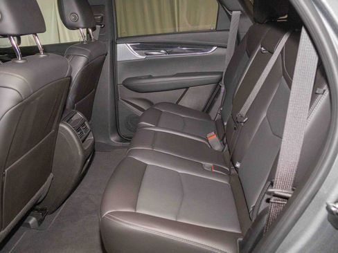 Used 2023 Cadillac XT5 Premium Luxury image 16