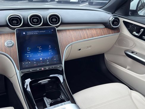 Used 2024 Mercedes-Benz C 300 Sedan image 29