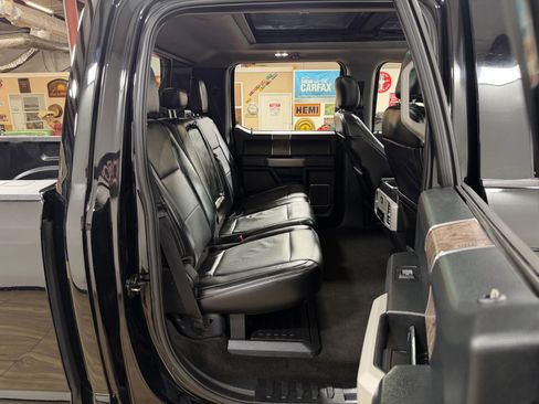 Used 2017 Ford F250 Lariat w/ Lariat Ultimate Package image 19