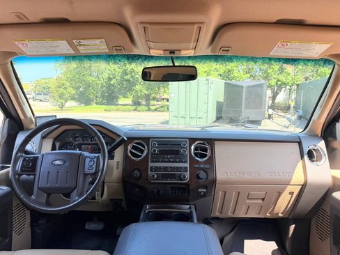 Used 2012 Ford F250 Lariat w/ Chrome Pkg AWD/4WD image 31