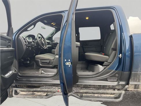 Used 2022 RAM 3500 Tradesman image 28